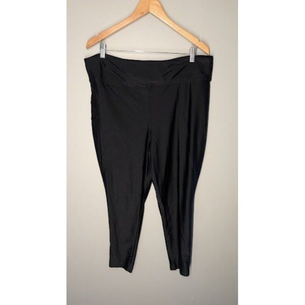 Torrid 3X Full Length Signature Waist Ruched Back Liquid Legging